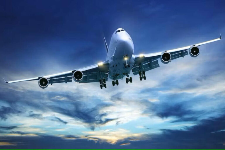 320 000 visiteurs viendront découvrir les nouveauté de la 54ème édition du Salon du Bourget (wall.alphacoders.com)